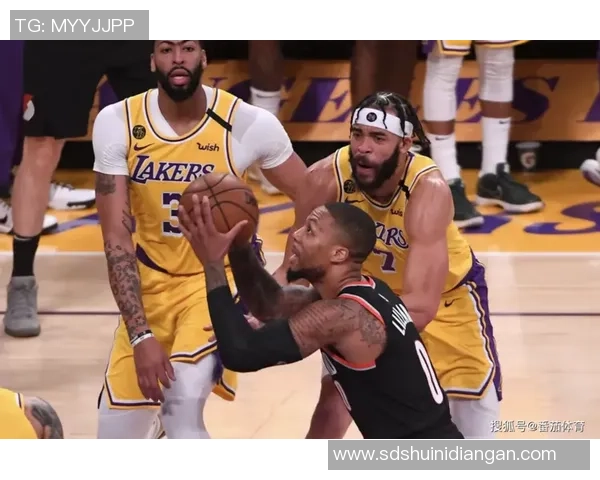 湖人对决开拓者2018年11月4日精彩比赛回顾与精彩瞬间分析